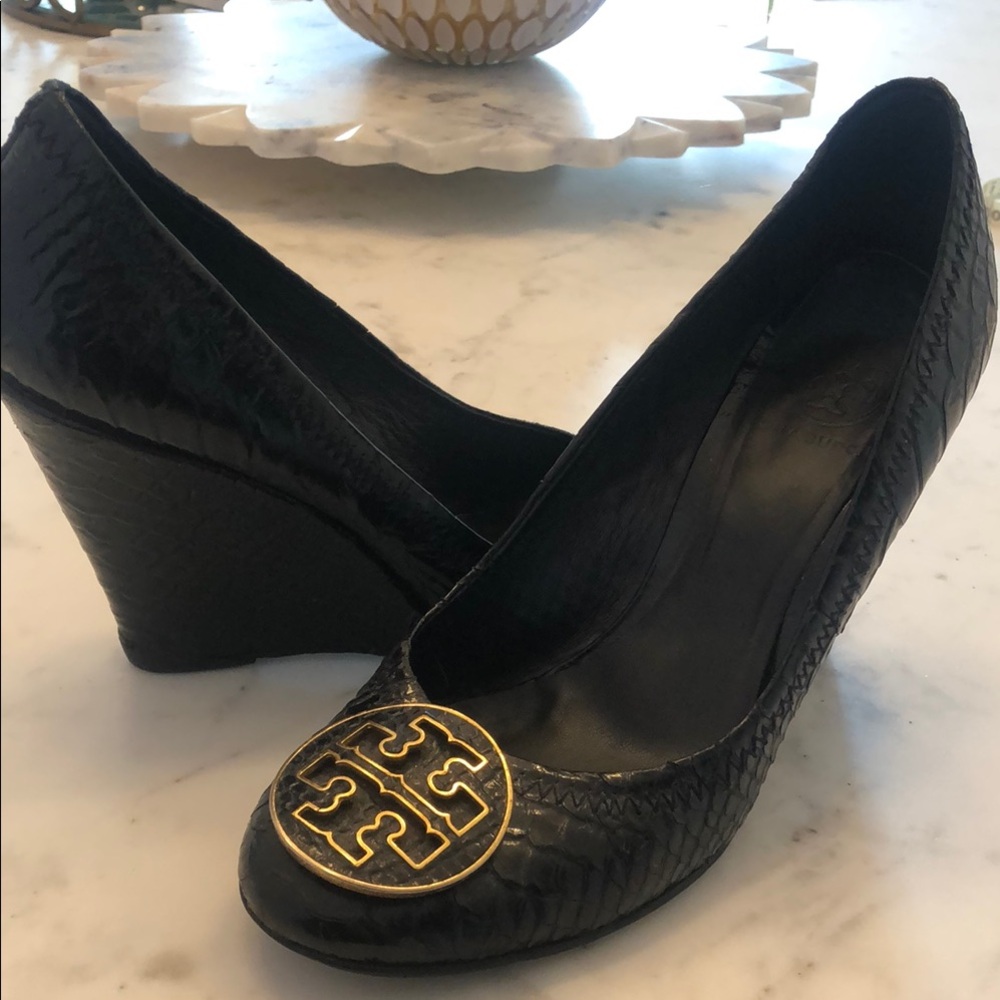 Tory Burch Black Wedges Sz 7.5
